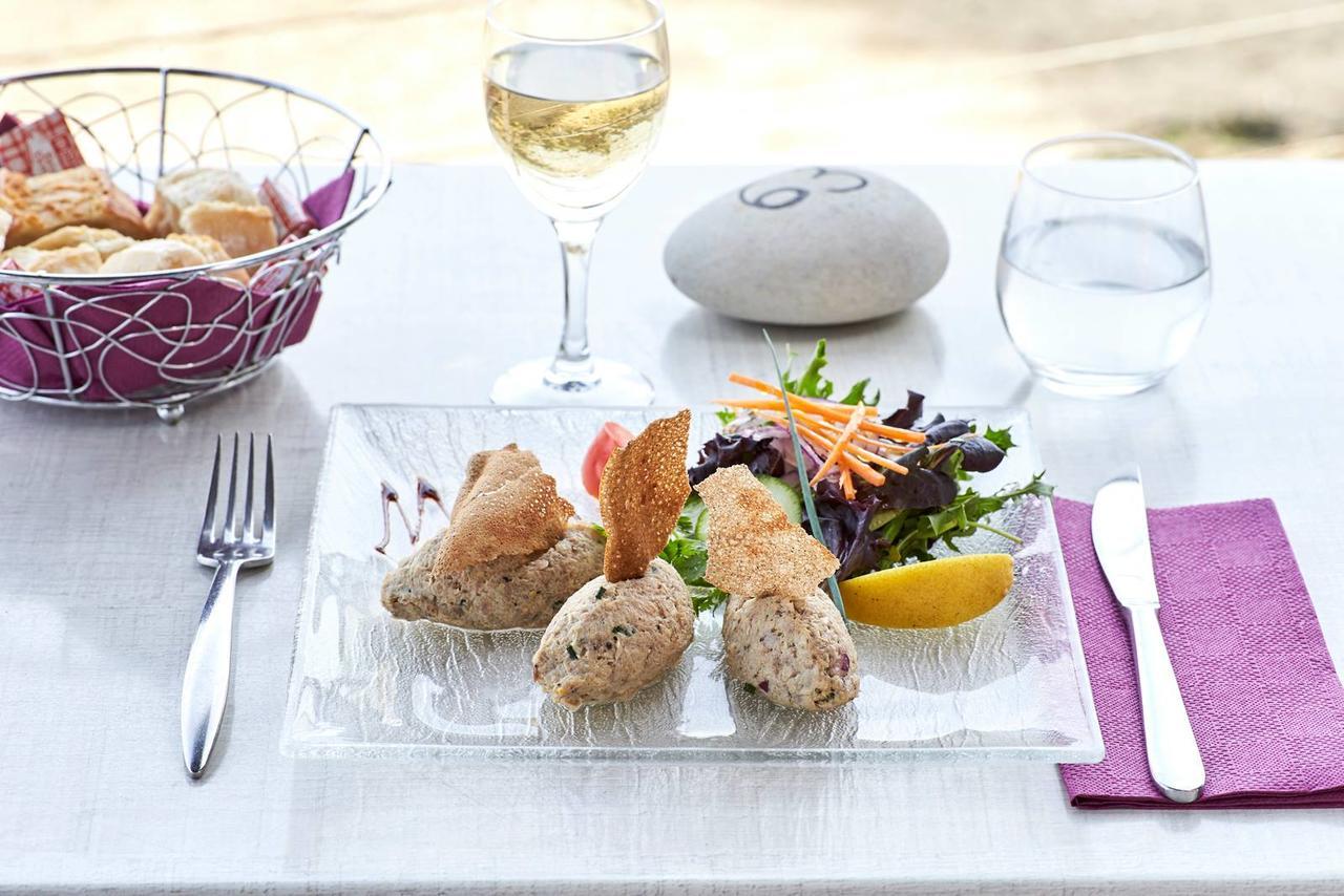Hotel Restaurant L'Escale D'En Arz Ile d'Arz Ngoại thất bức ảnh